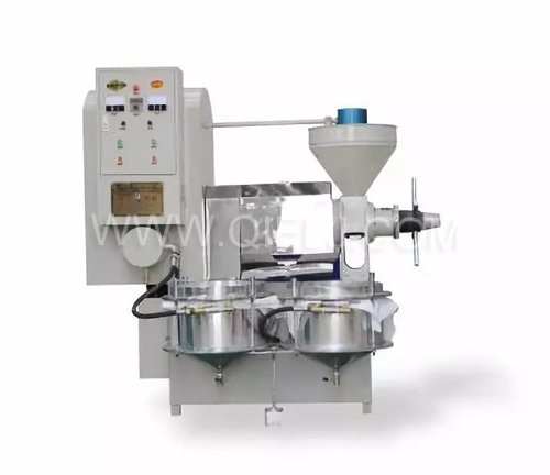 開油坊選榨油機(jī),熱榨冷榨怎么選,企鵝糧油機(jī)械公司給您支招(圖3) 開油坊選榨油機(jī),熱榨冷榨怎么選,企鵝糧油機(jī)械公司給您支招(圖3)