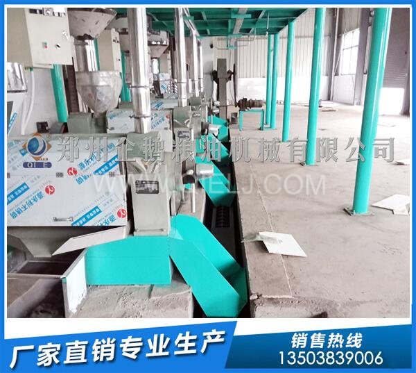 紅花籽油榨油設(shè)備,浸出設(shè)備精煉設(shè)備一整套都可提供(圖1) 紅花籽榨油生產(chǎn)線